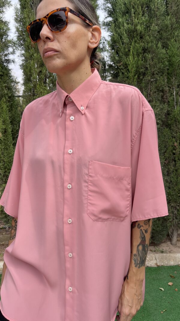 Camisa años 90 rosa empolvado