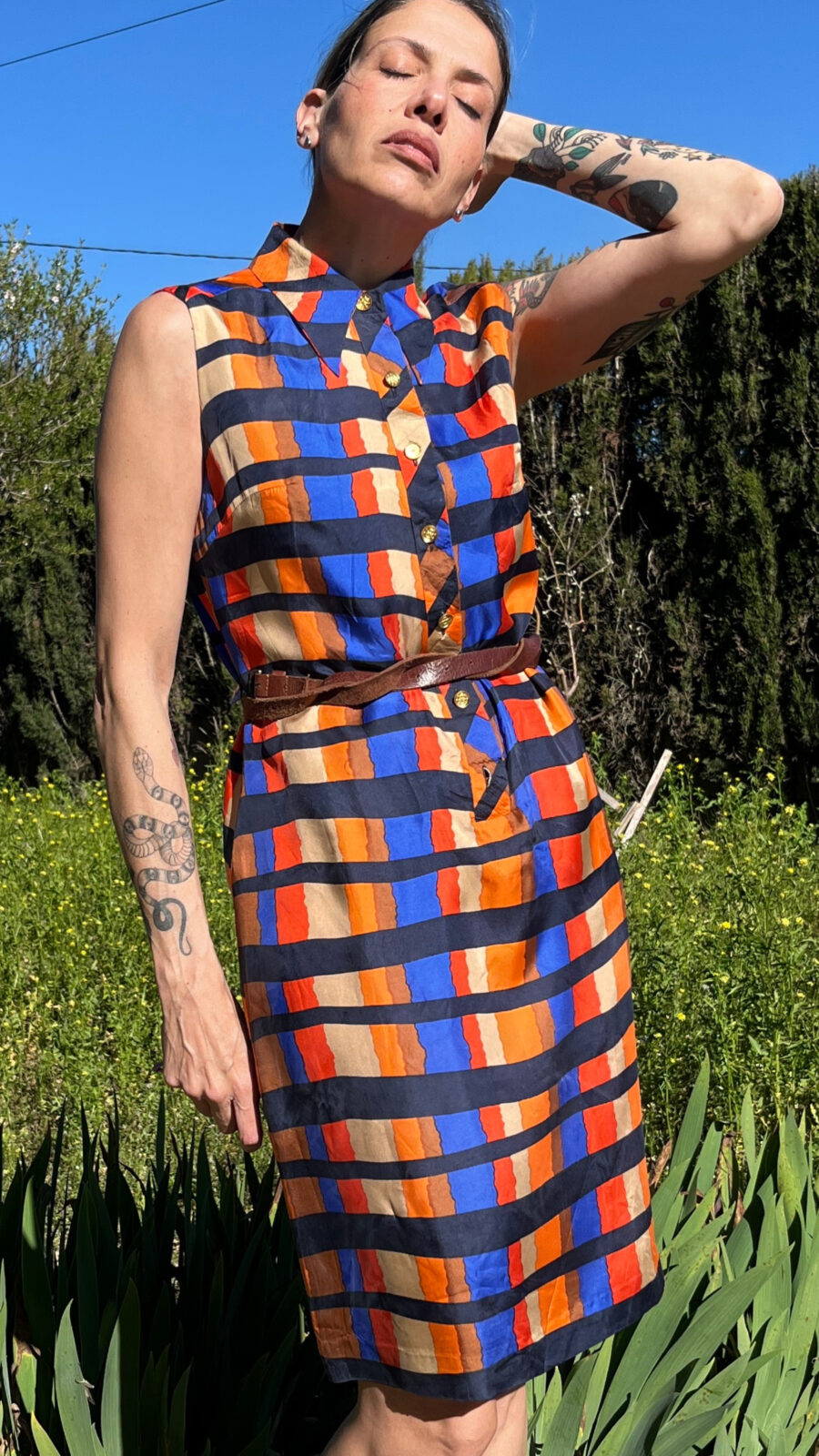 Vestido Vintage de Seda Años 80 con Estampado Geométrico Multicolor - Imagen 7