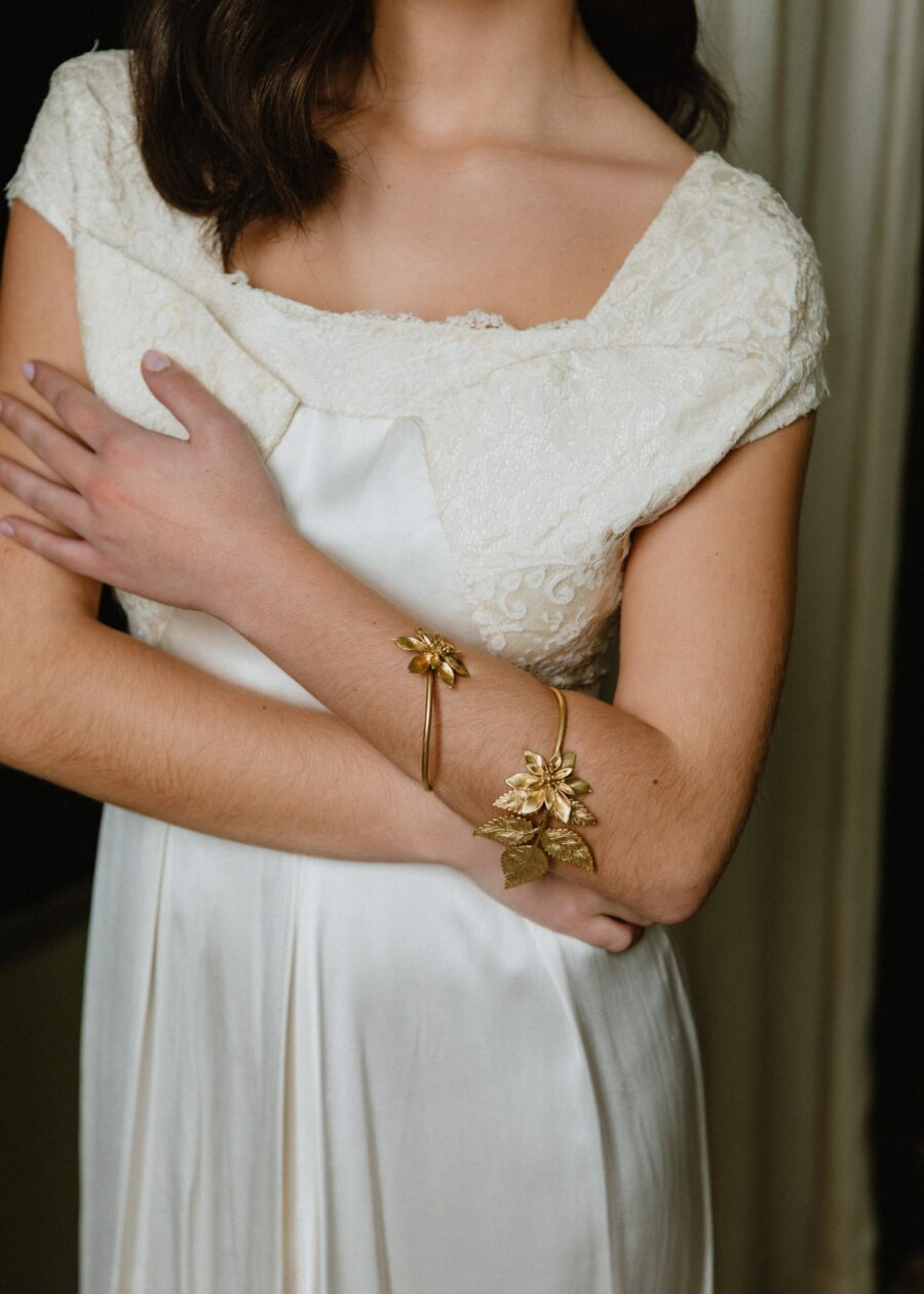 Vestido de novia de encaje y raso primera mitad S.XX “Crisanta” - Imagen 5