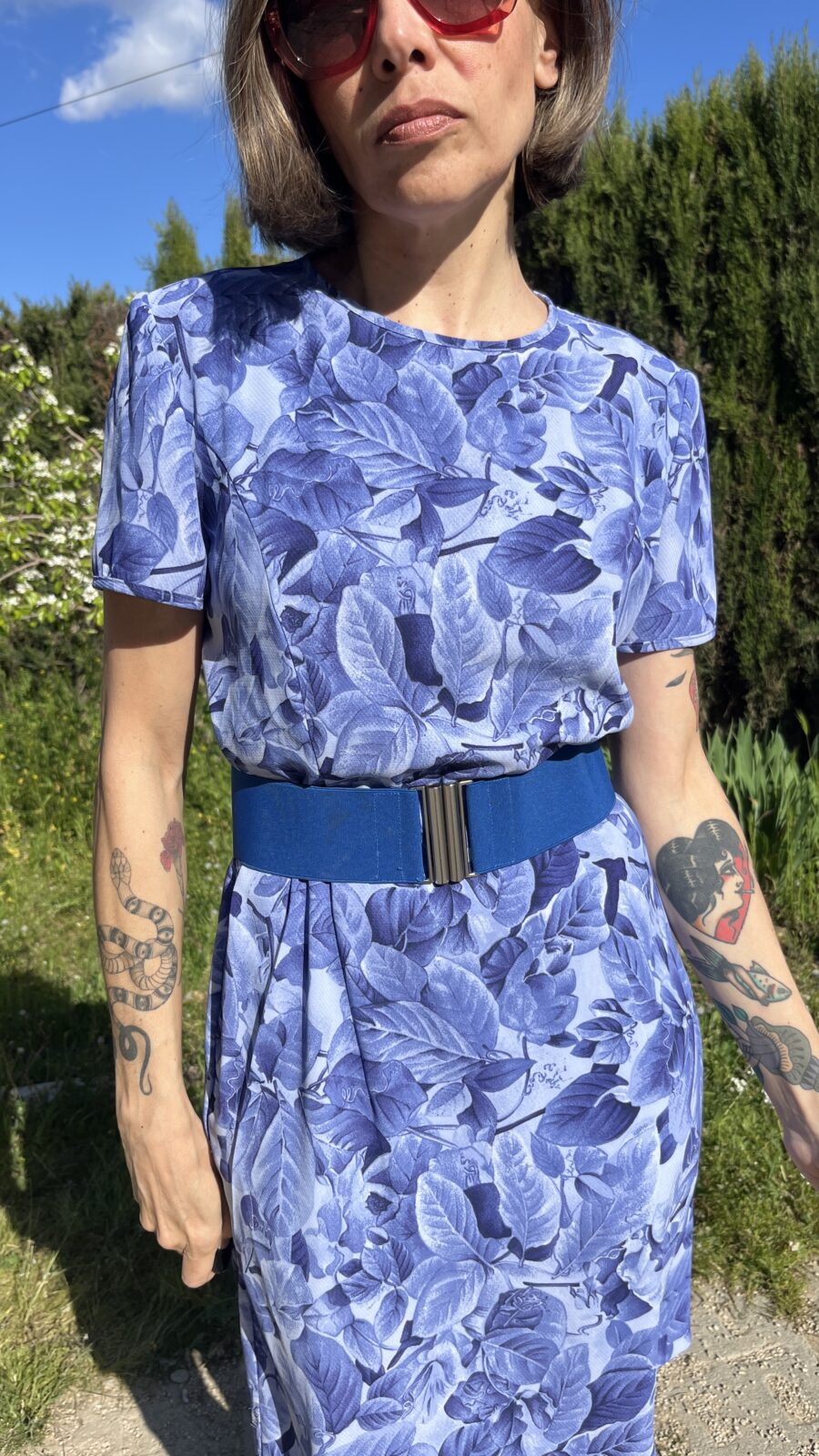 Vestido Vintage Años 80 de El Corte Inglés con Estampado Botánico en Tonos Azulados - Imagen 2