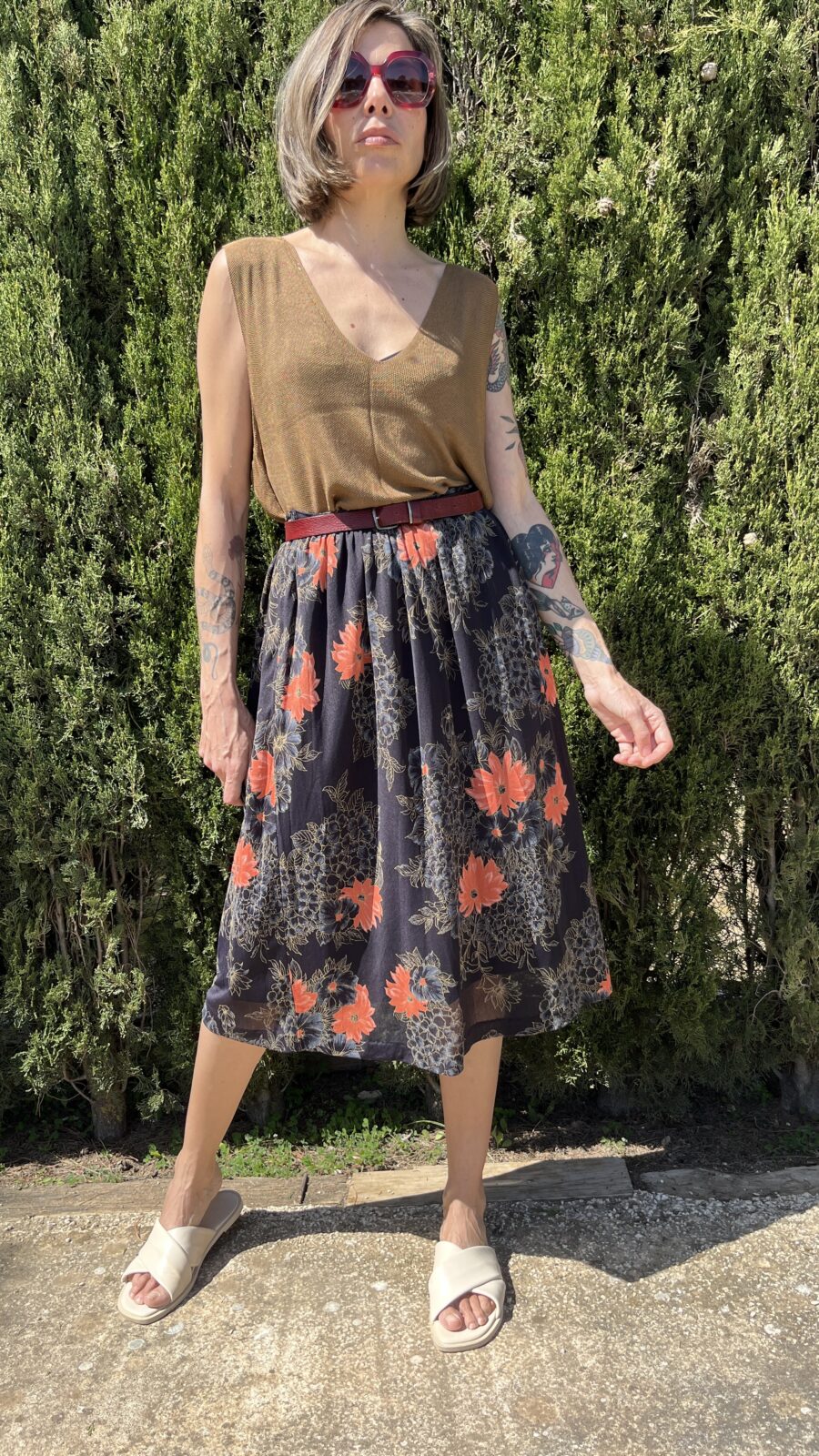 Falda Vintage Años 70 con Estampado Floral en Azul y Coral — Hecha en Francia - Imagen 7