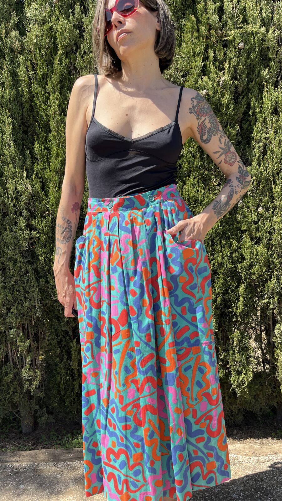 Falda Vintage Guy Laroche para El Corte Inglés Años 80 con Estampado Multicolor y Cierre de Botones Trasero - Imagen 10