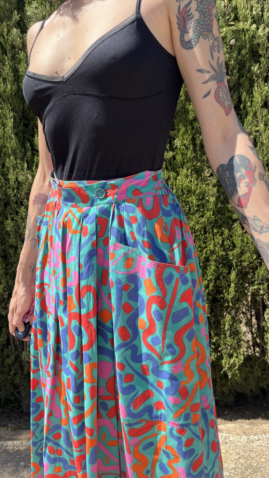 Falda Vintage Guy Laroche para El Corte Inglés Años 80 con Estampado Multicolor y Cierre de Botones Trasero - Imagen 13