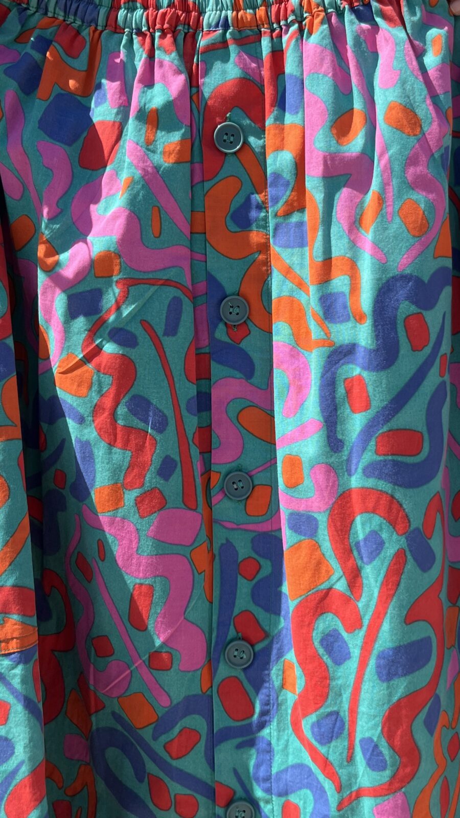 Falda Vintage Guy Laroche para El Corte Inglés Años 80 con Estampado Multicolor y Cierre de Botones Trasero - Imagen 14