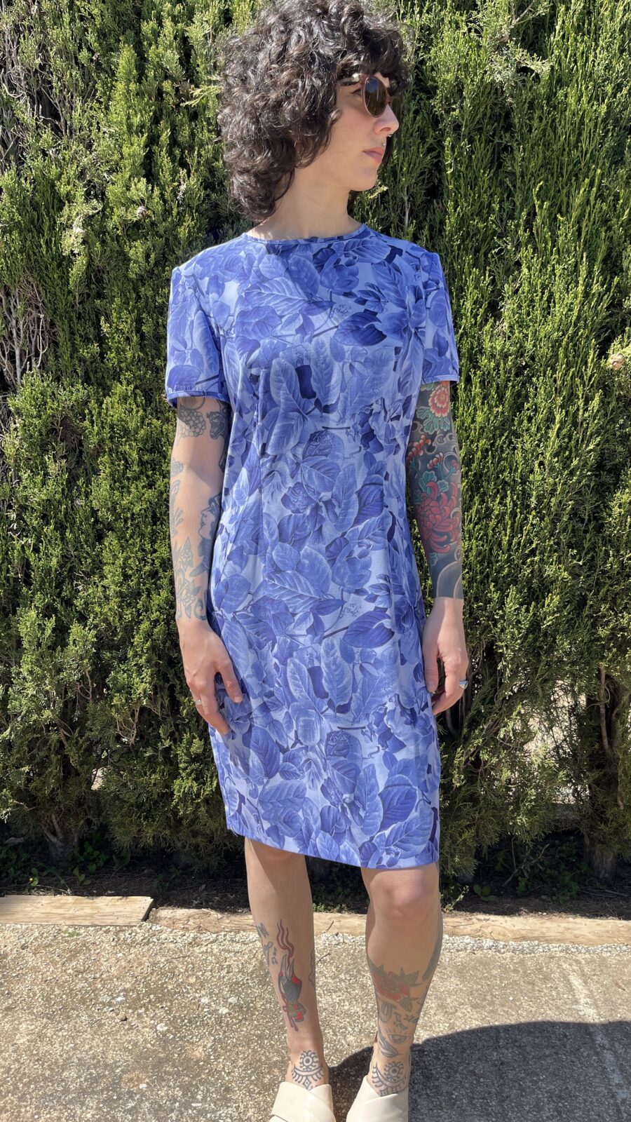 Vestido Vintage Años 80 de El Corte Inglés con Estampado Botánico en Tonos Azulados - Imagen 15