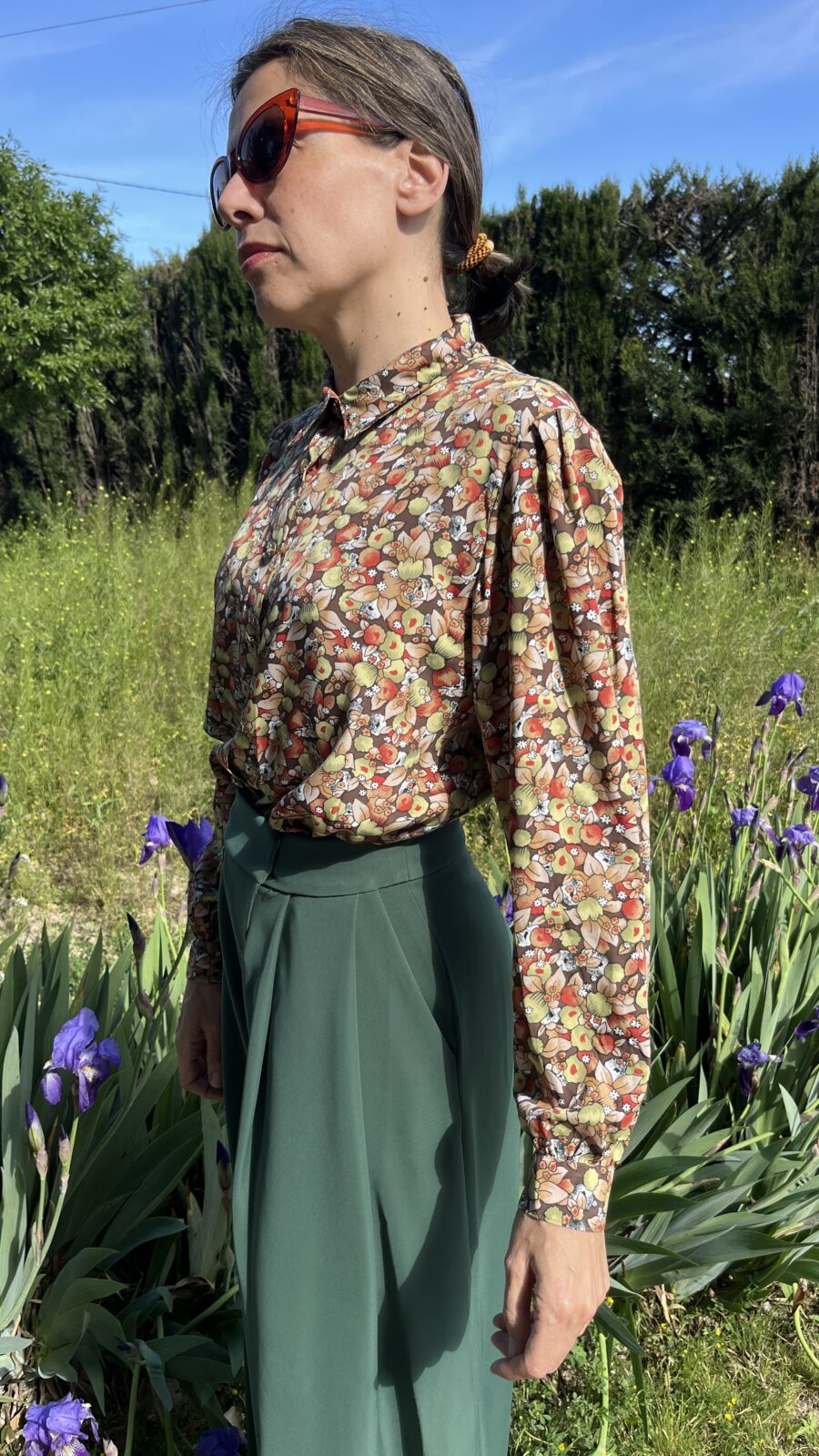 Camisa Vintage Hecha a Mano con Estampado Floral Multicolor - Imagen 7