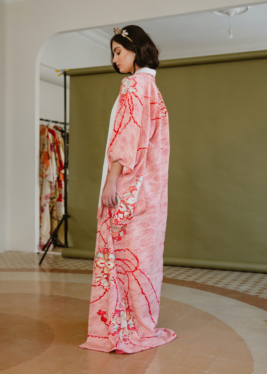 Kimono Japonés Vintage "Hanae" – Micro Shibori con Hilo de Oro - Imagen 4