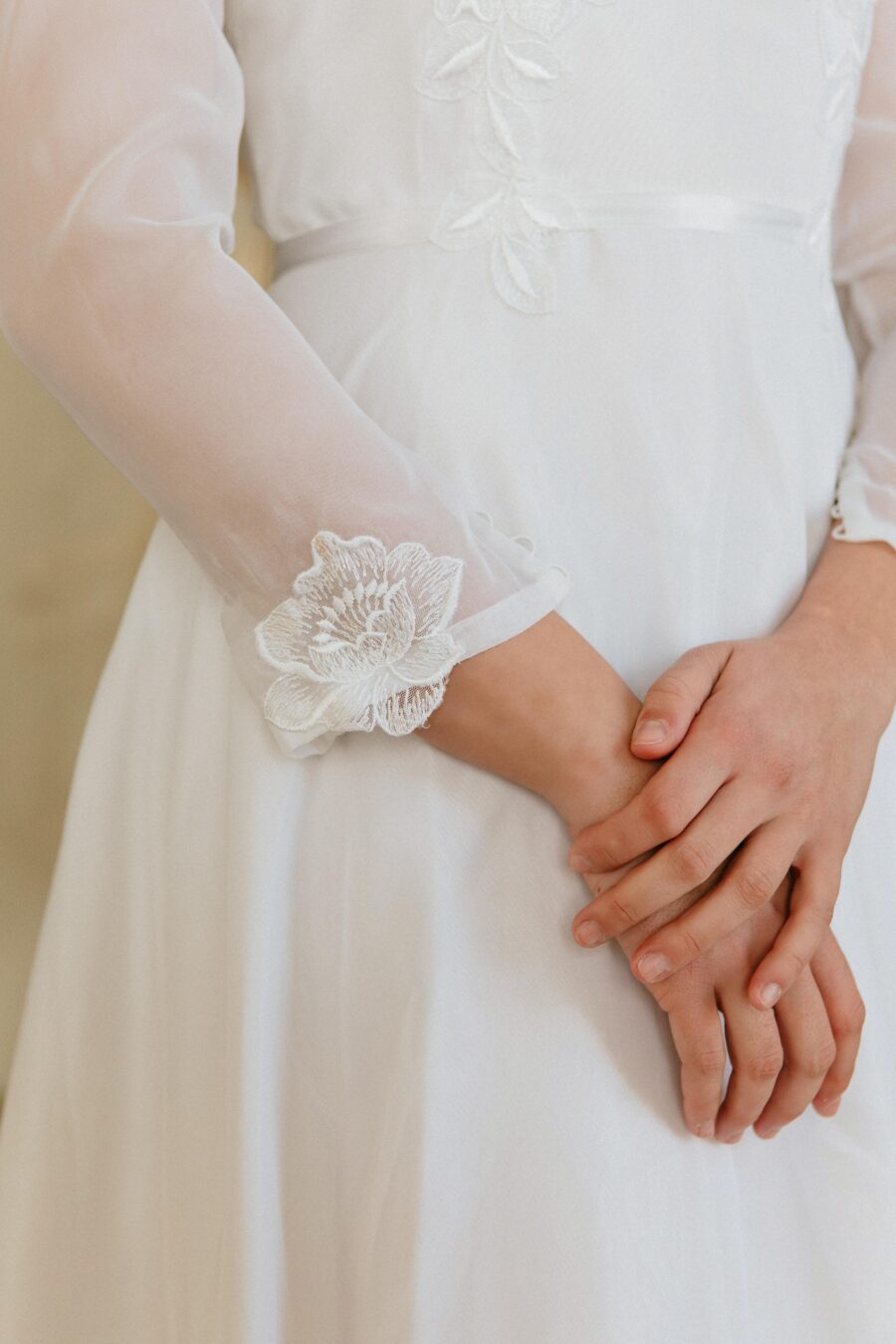 Vestido de Novia Vintage Años 60 "Adela" en Gasa de Poliéster con Bordados Florales - Imagen 4