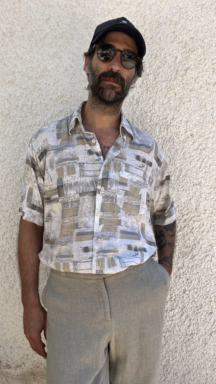 Camisa Vintage Años 80 con Estampado Geométrico en Tonos Tierra - Imagen 5