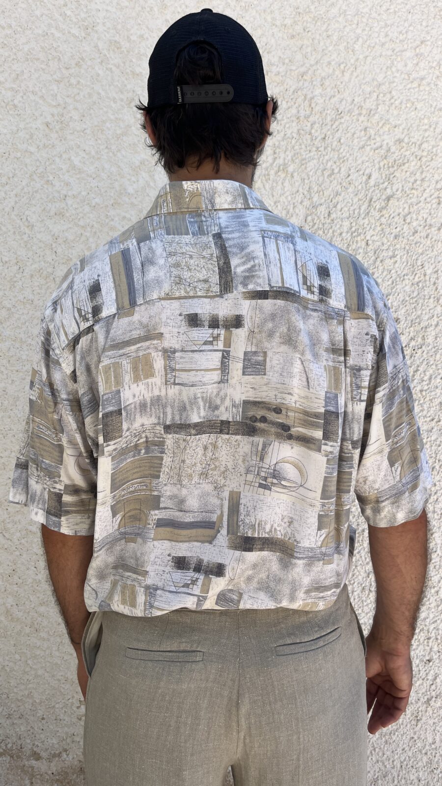Camisa Vintage Años 80 con Estampado Geométrico en Tonos Tierra - Imagen 8