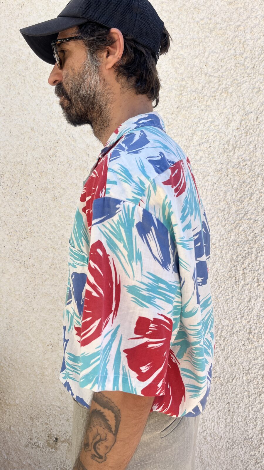 Camisa Unisex Vintage Años 80 de Algodón con Estampado Pincelado - Imagen 9