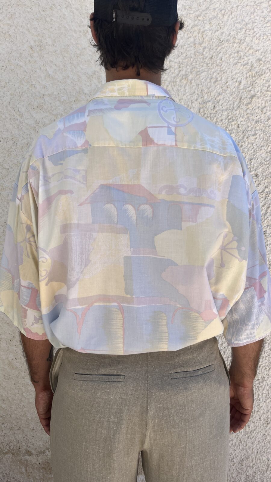 Camisa Vintage de Algodón Años 80 con Estampado Pastel Arquitectónico - Imagen 8