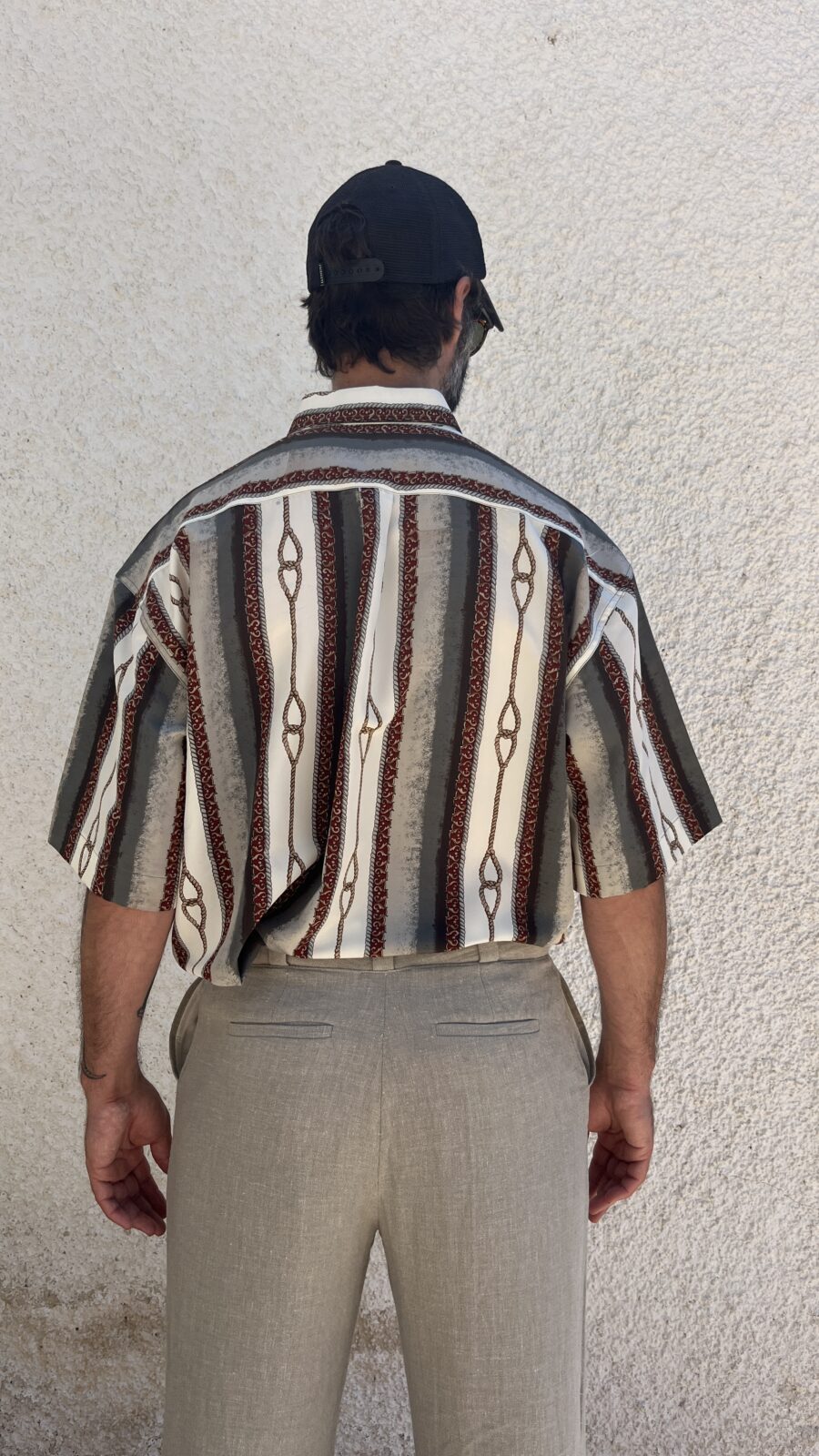 Camisa Vintage Unisex Años 80 con Estampado de Cuerdas y Rayas en Poliéster - Imagen 7