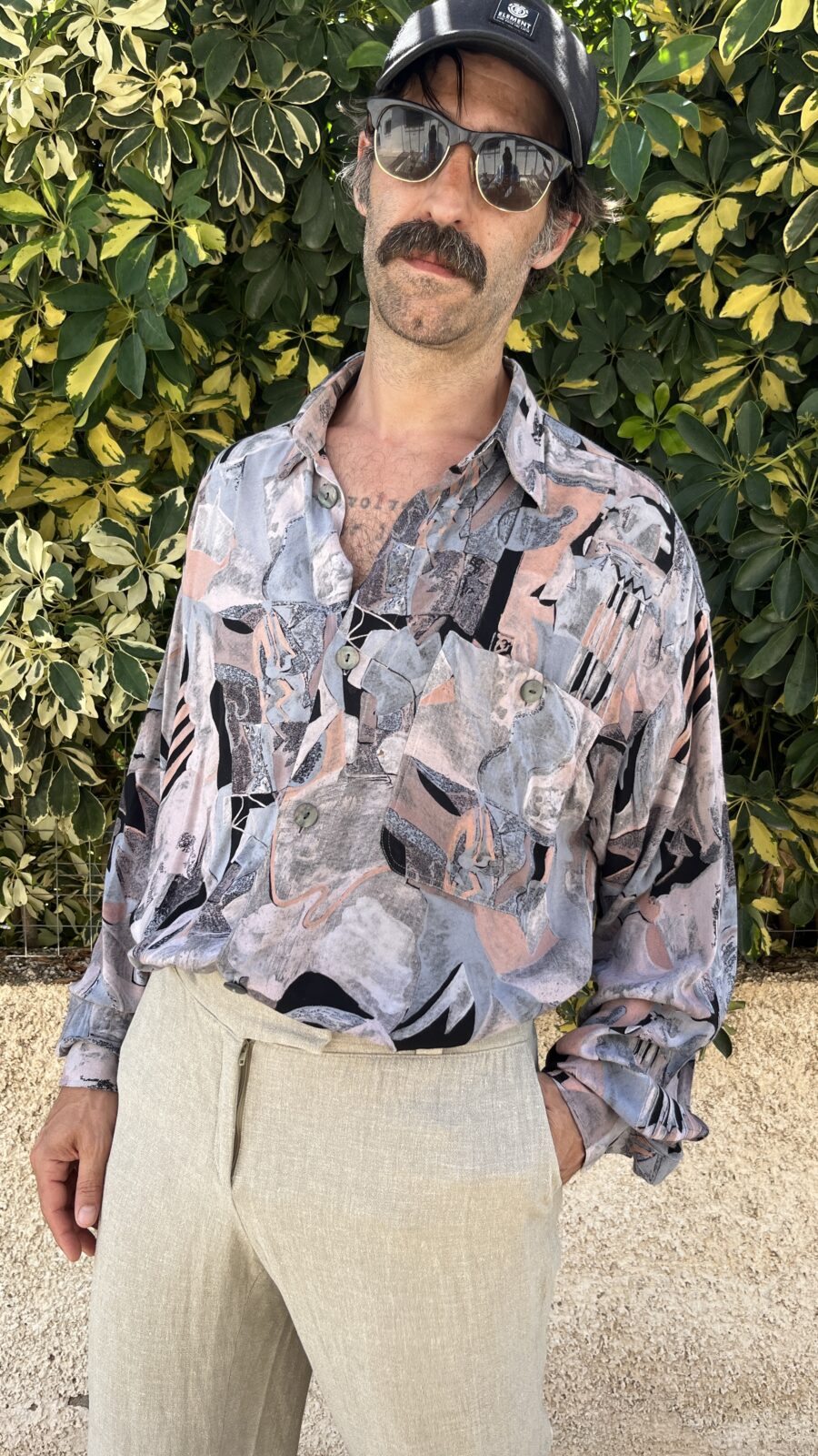 Camisa Vintage Unisex “Haupt” de Estampado Abstracto en Tonos Pastel – Años 80 - Imagen 5