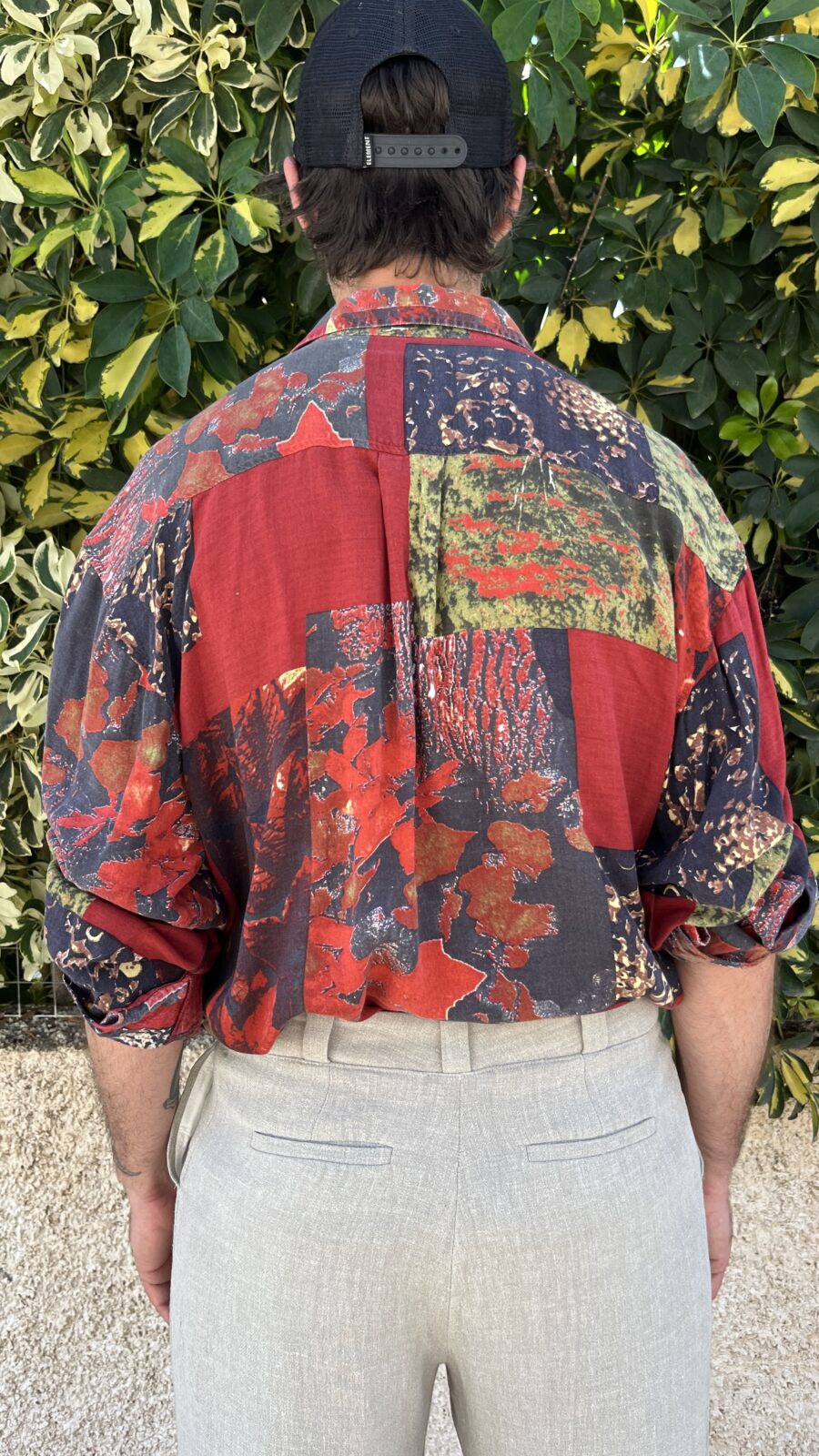Camisa Vintage unisex Jean Maseric Años 80 con Estampado Abstracto en Rojo y Verde - Imagen 10