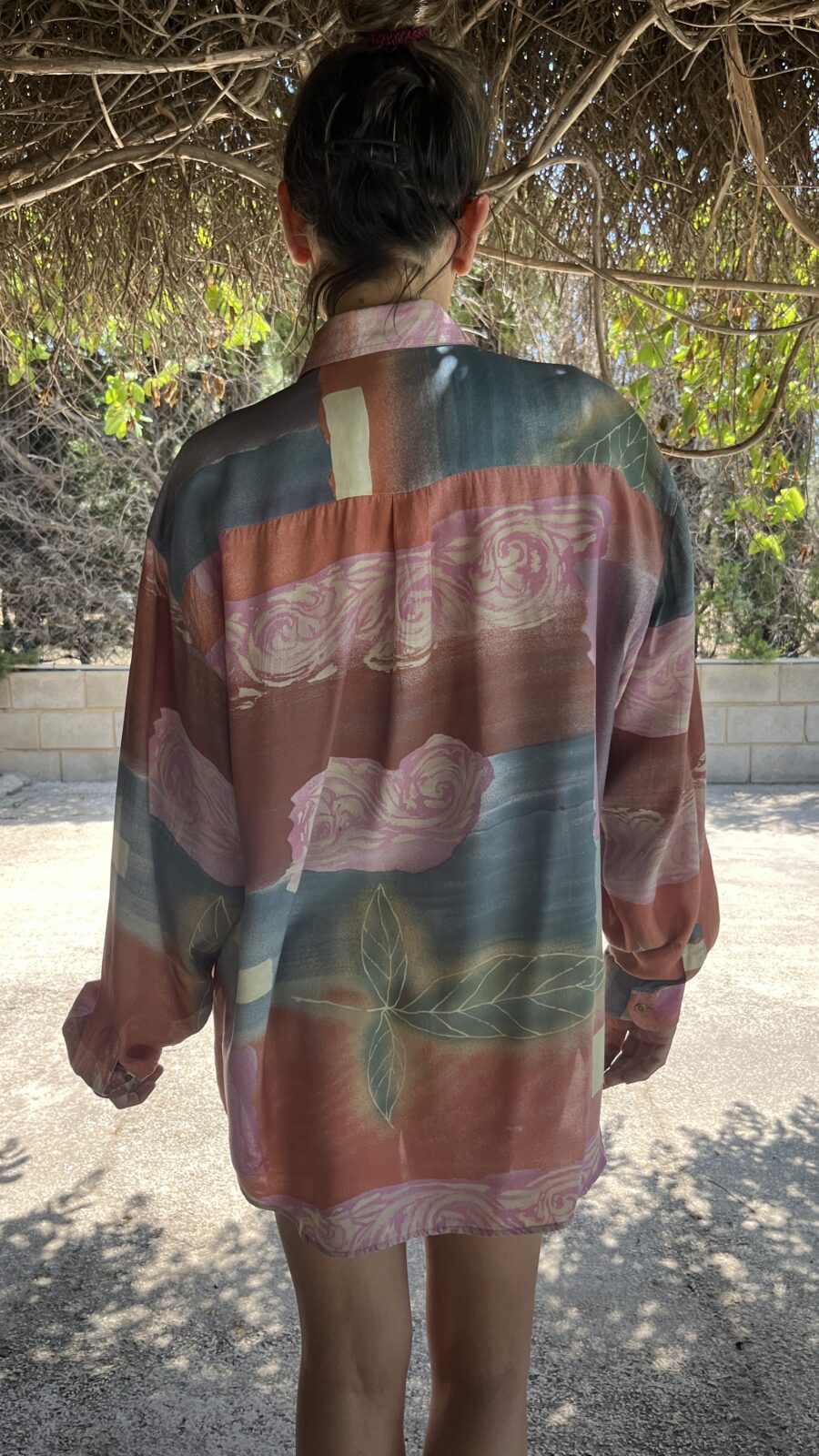 Camisa Vintage Francesa de Viscosa con Estampado Abstracto Floral - Imagen 12