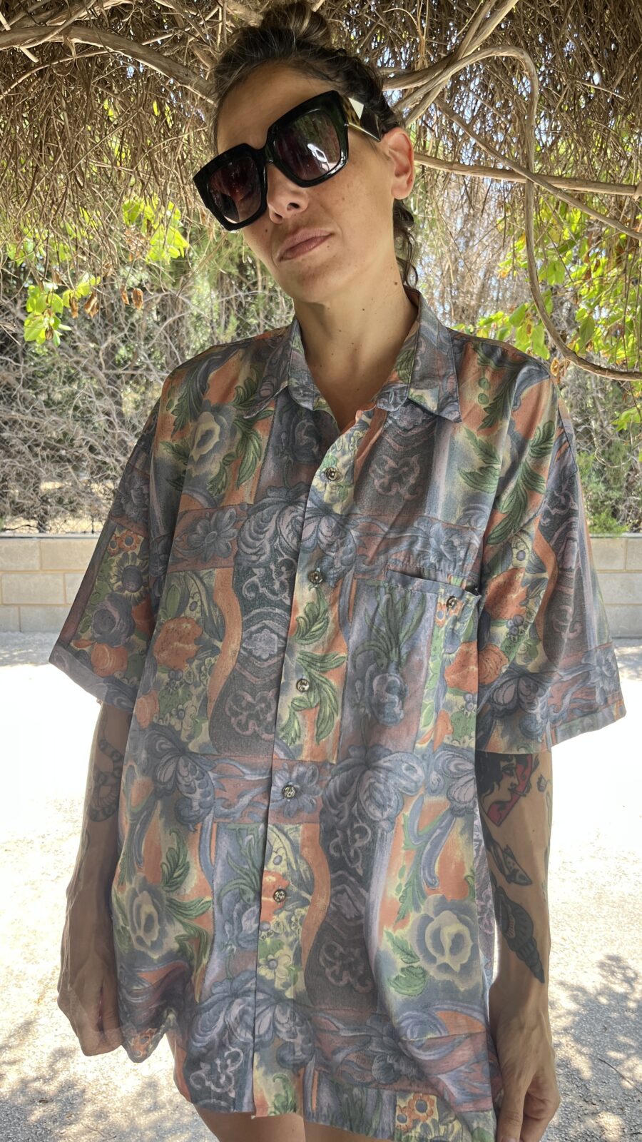 Camisa Vintage hecha en España de Viscosa con Estampado Floral Pastel - Imagen 3