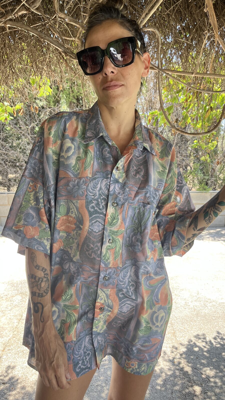 Camisa Vintage hecha en España de Viscosa con Estampado Floral Pastel - Imagen 7