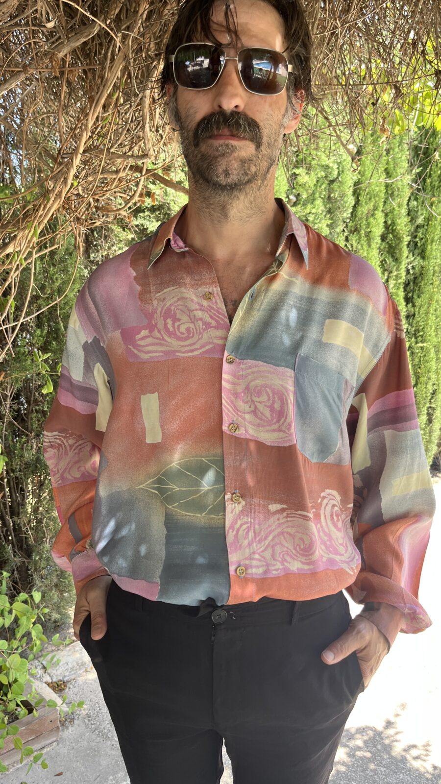 Camisa Vintage Francesa de Viscosa con Estampado Abstracto Floral - Imagen 3