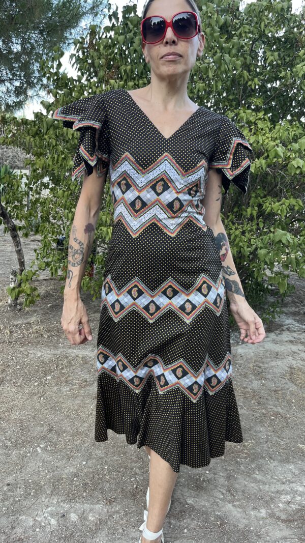Vestido Vintage Años 70 de Algodón Estampado con Volantes Geométricos