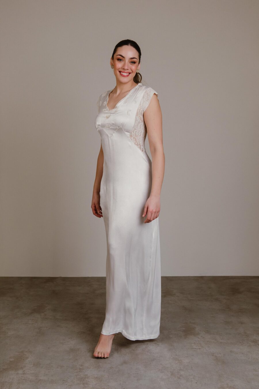 Vestido lencero de principios del siglo XX en raso de seda con encaje de algodón "Benilde" - Imagen 3