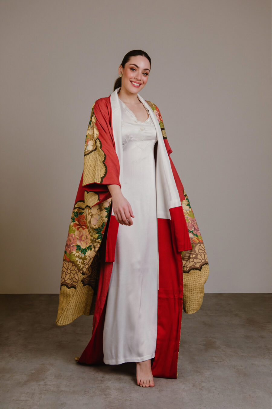 Kimono Furisode de Seda "Satsuki" – Japón, Años 60 - Imagen 3