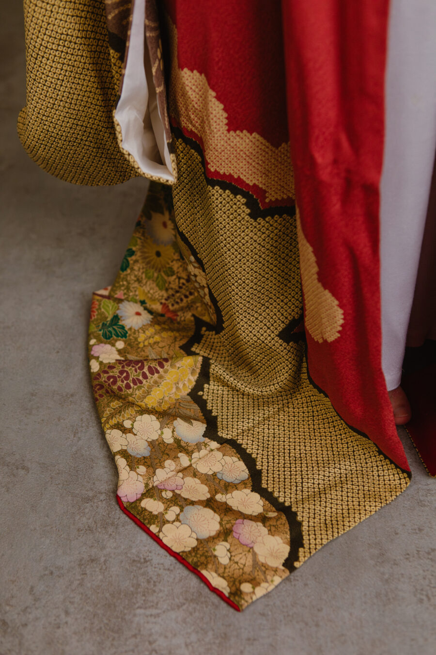 Kimono Furisode de Seda "Satsuki" – Japón, Años 60 - Imagen 8