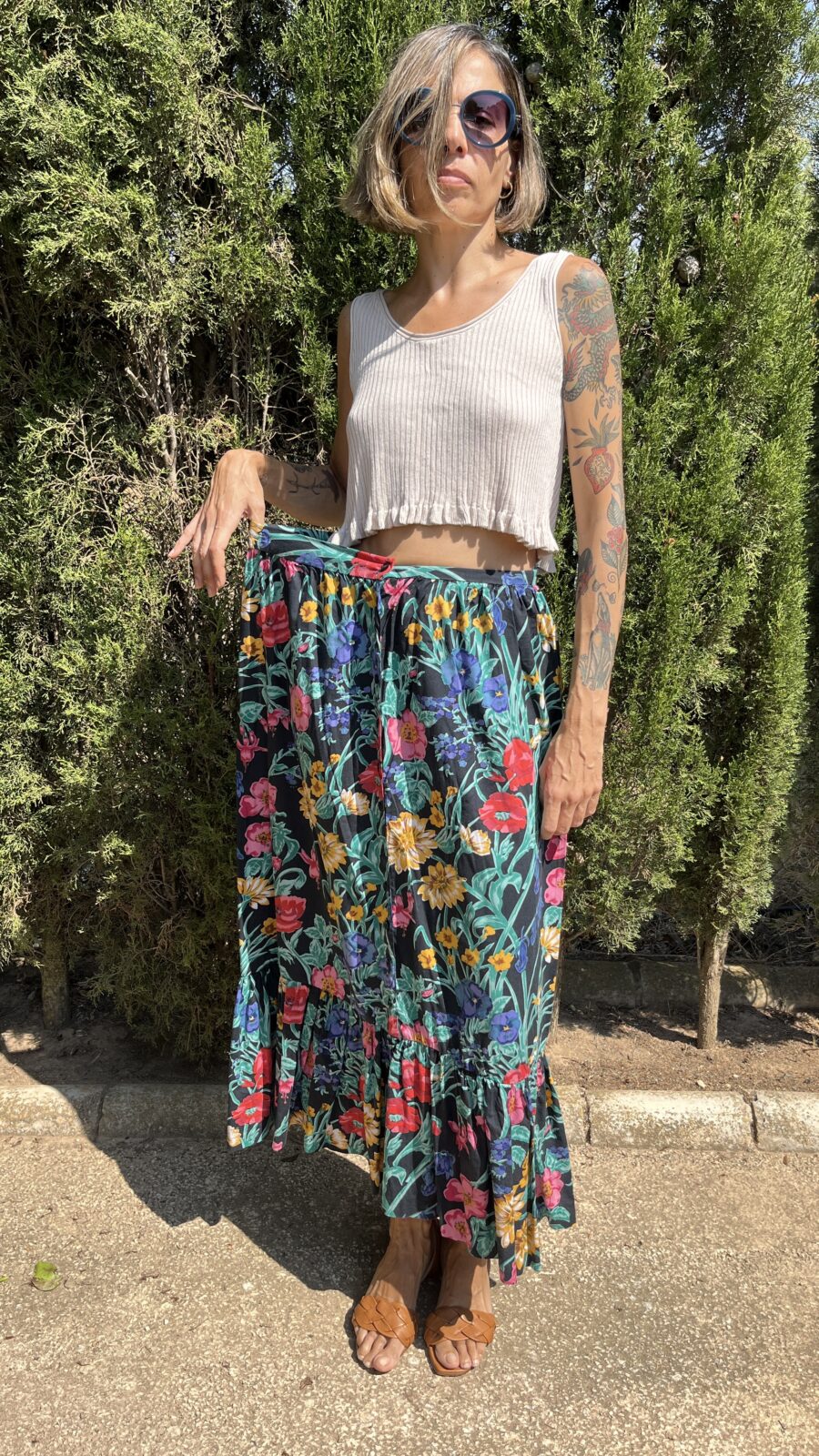 Falda Vintage Años 80 con Estampado Floral y Volante - Imagen 3