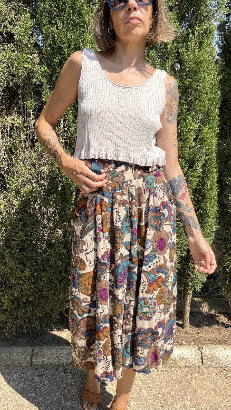 Falda Pantalón Años 80 en Algodón y Viscosa con Estampado Floral Abstracto - Imagen 5