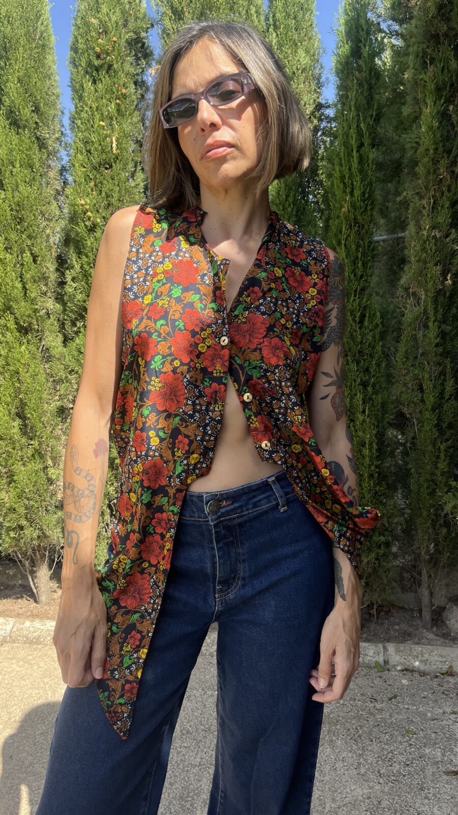 Blusa sin mangas en rayón estampado folk con nudo delantero años 90 - Imagen 6