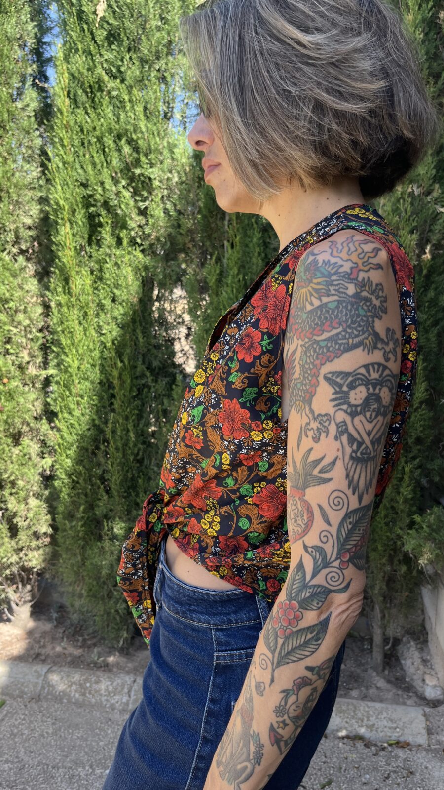Blusa sin mangas en rayón estampado folk con nudo delantero años 90 - Imagen 5