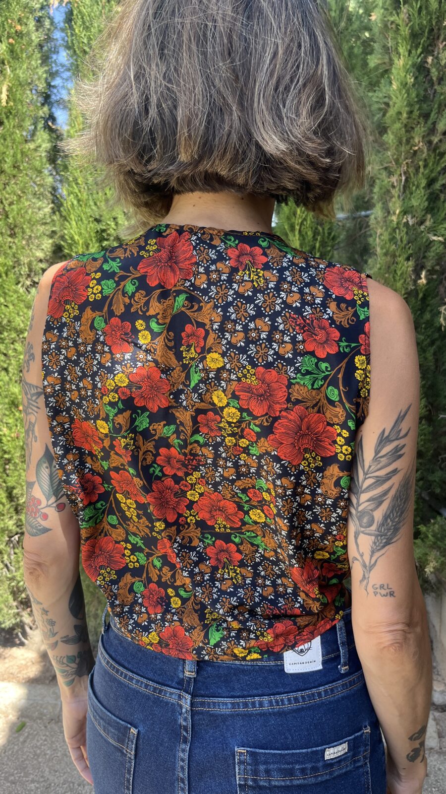 Blusa sin mangas en rayón estampado folk con nudo delantero años 90 - Imagen 7