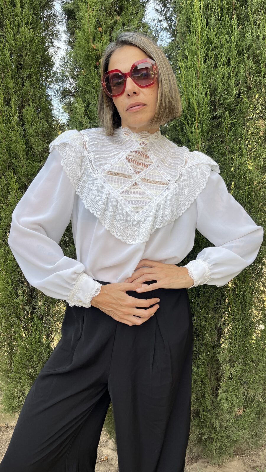 Camisa blanca con encaje artesanal 70s/80s - Imagen 2