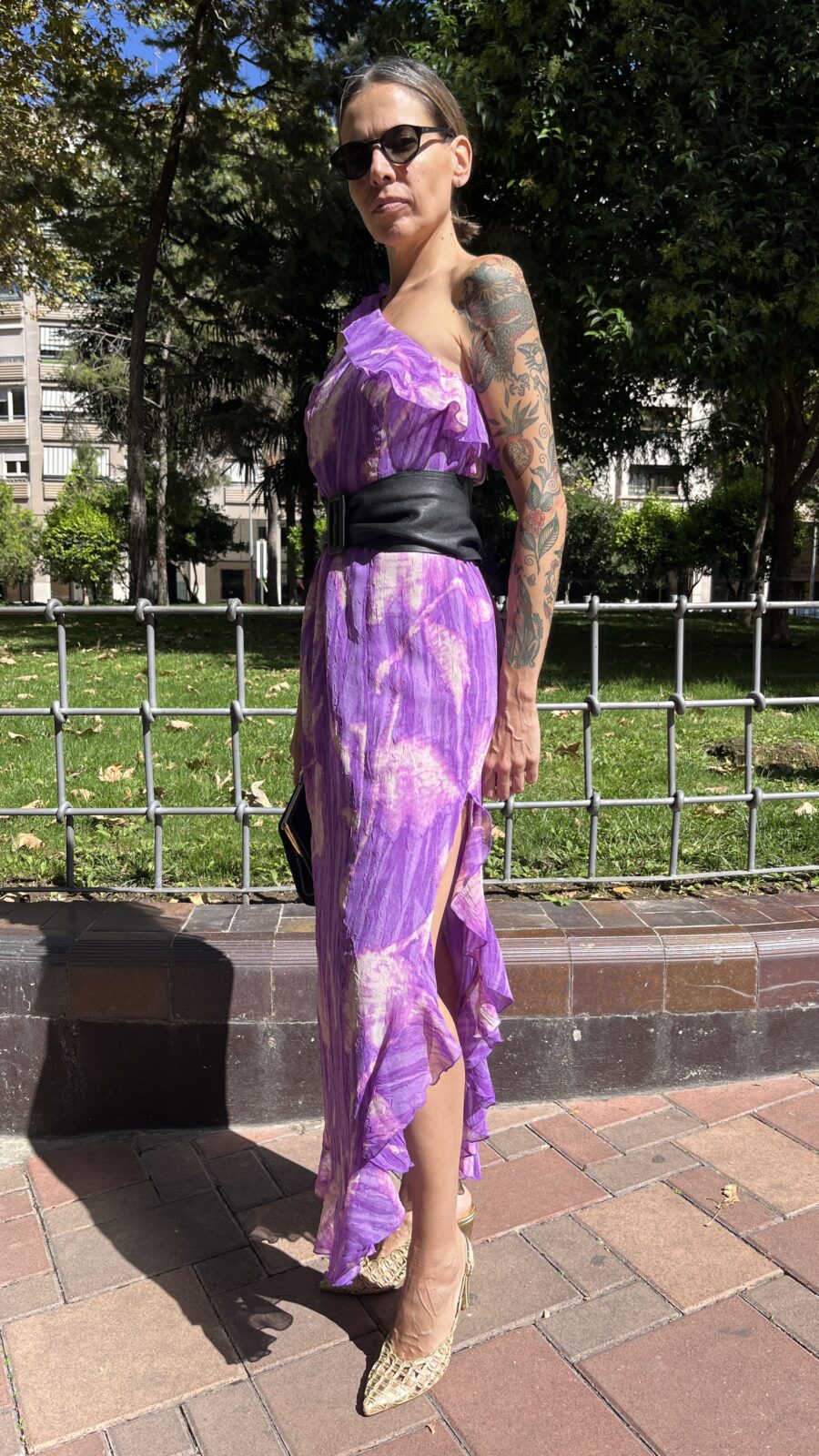 Vestido largo asimétrico en gasa plisada malva Made in Spain. Años 90 - Imagen 14