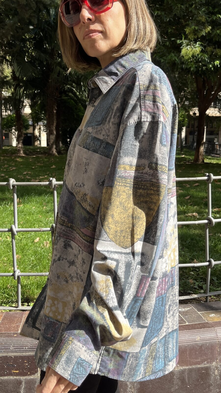 Camisa vintage unisex C&A estampado abstracto piedra y pasteles (años 90) - Imagen 7