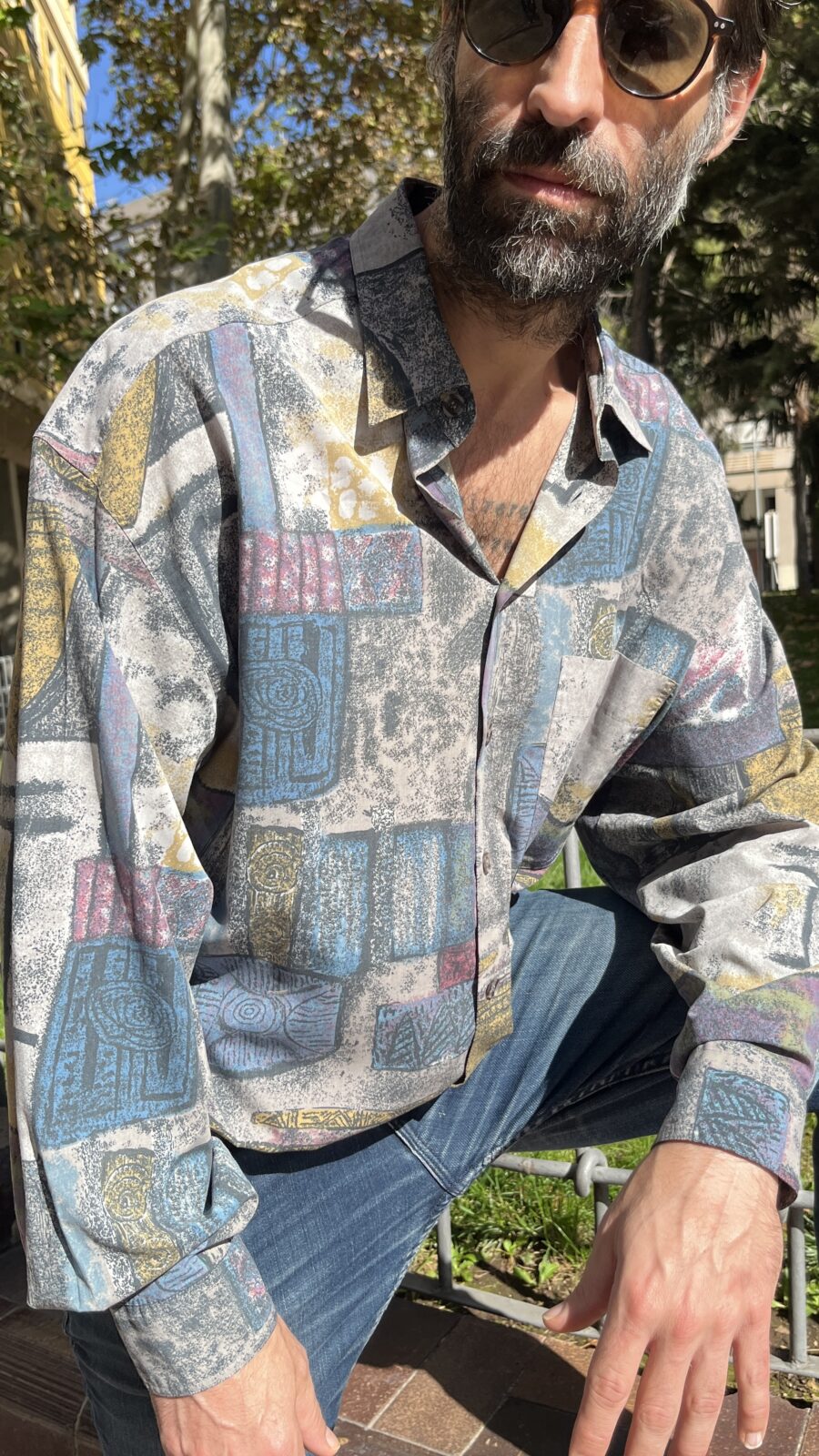 Camisa vintage unisex C&A estampado abstracto piedra y pasteles (años 90) - Imagen 3