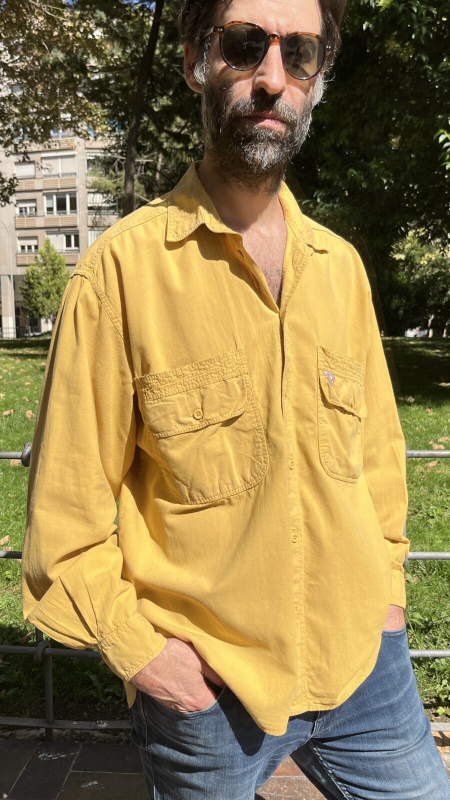 Camisa vintage unisex en algodón mostaza (años 90) - Imagen 3