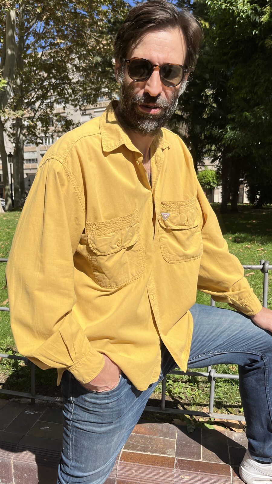 Camisa vintage unisex en algodón mostaza (años 90) - Imagen 5