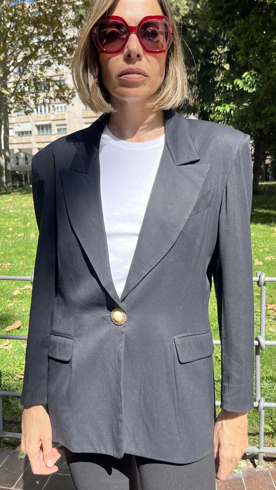 Blazer negro de un botón “José Luis Lobera” finales de los 80 - Imagen 2