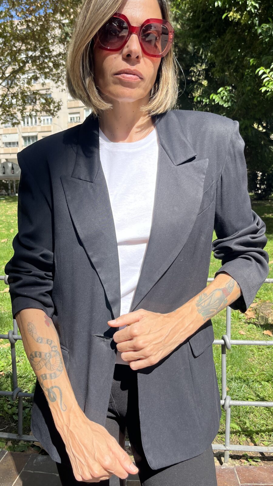 Blazer negro de un botón “José Luis Lobera” finales de los 80 - Imagen 7