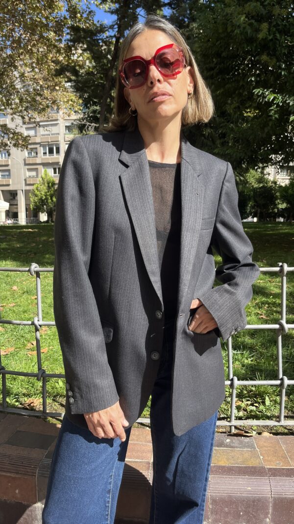 Blazer raya diplomática gris antracita Bristol Man Made in Spain. Años 90