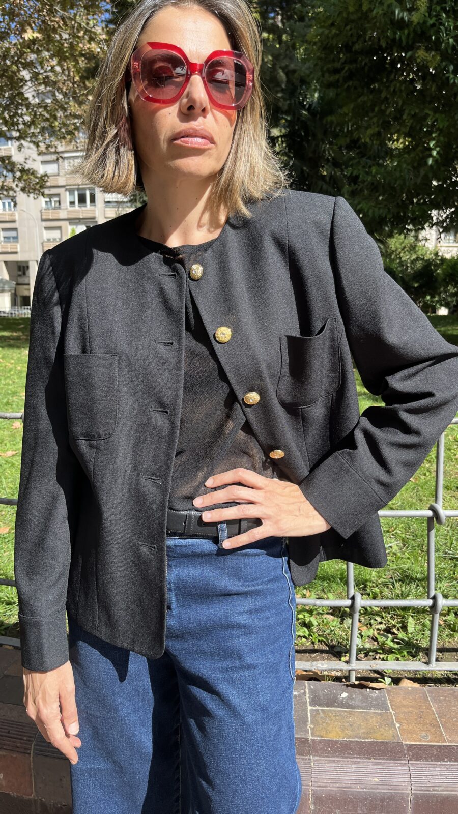 Blazer negra con botones joya, Made in Spain finales de los 80 - Imagen 5