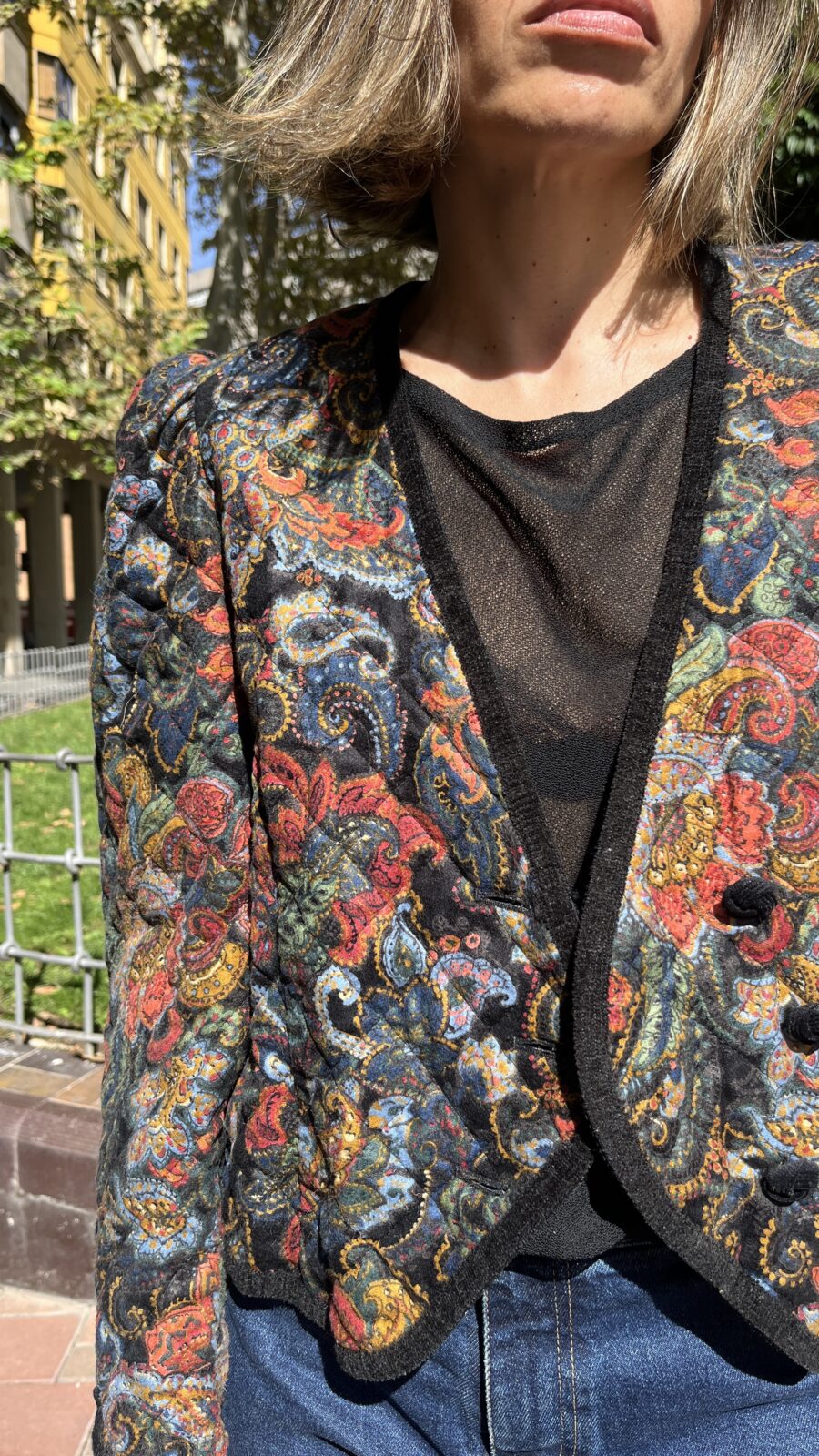 Chaqueta acolchada con estampado cachemir multicolor, años 80 - Imagen 3