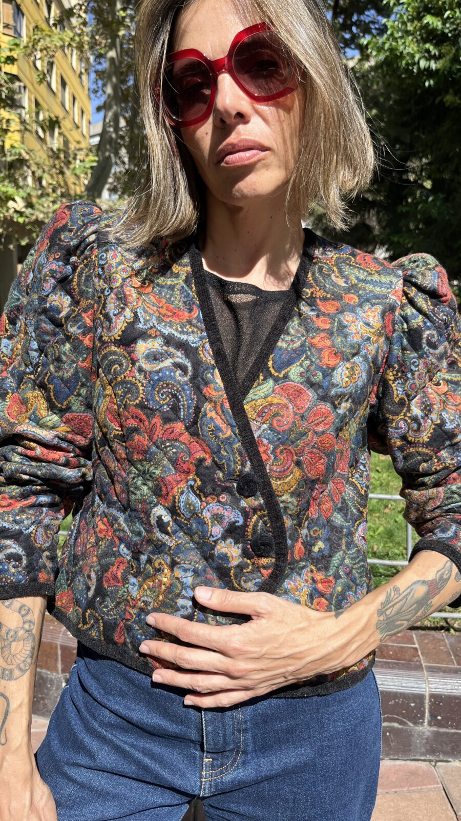 Chaqueta acolchada con estampado cachemir multicolor, años 80 - Imagen 4