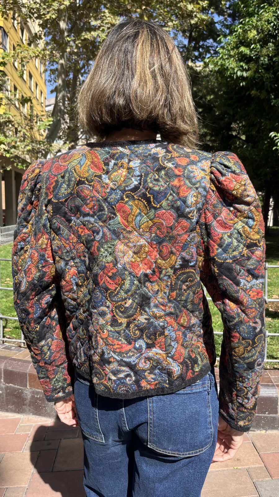 Chaqueta acolchada con estampado cachemir multicolor, años 80 - Imagen 7